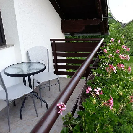 House Zlatko Guest House Seliste Dreznicko Exterior photo